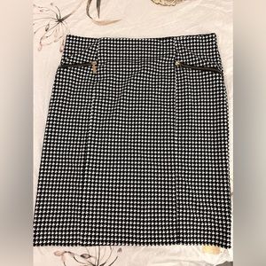 SOLD Jacquard Houndstooth Check Pencil Skirt, Size 10, NWOT